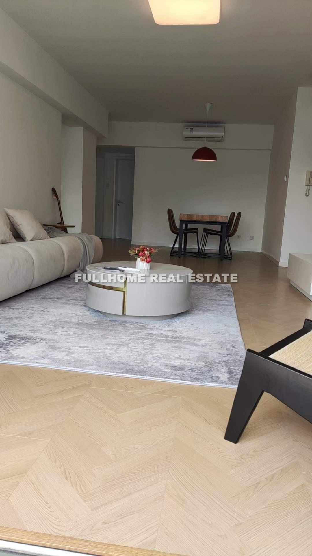 Yanlord Town - 3 bedroom apartment in Shanghai, Century Park and Lianyang, Pudong