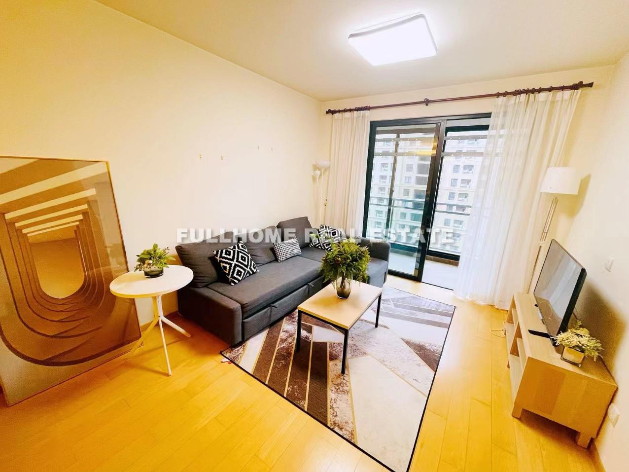 Similar property: The Bund, 1 bedrooms, 84 sqm in Shanghai