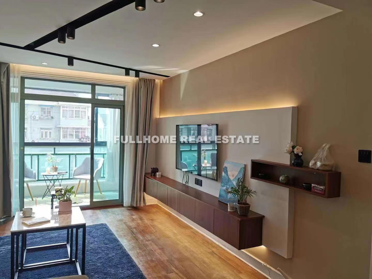 Same compound: Fuxing Garden, 2 bedrooms in Shanghai