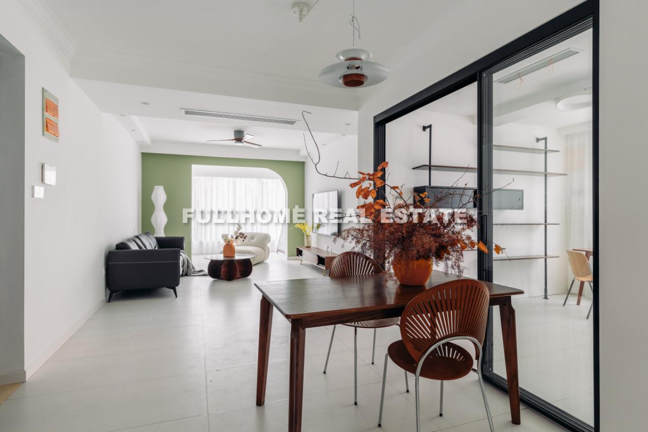 City Condo - 3 bedroom apartment in Shanghai, Hongqiao, Hongqiao