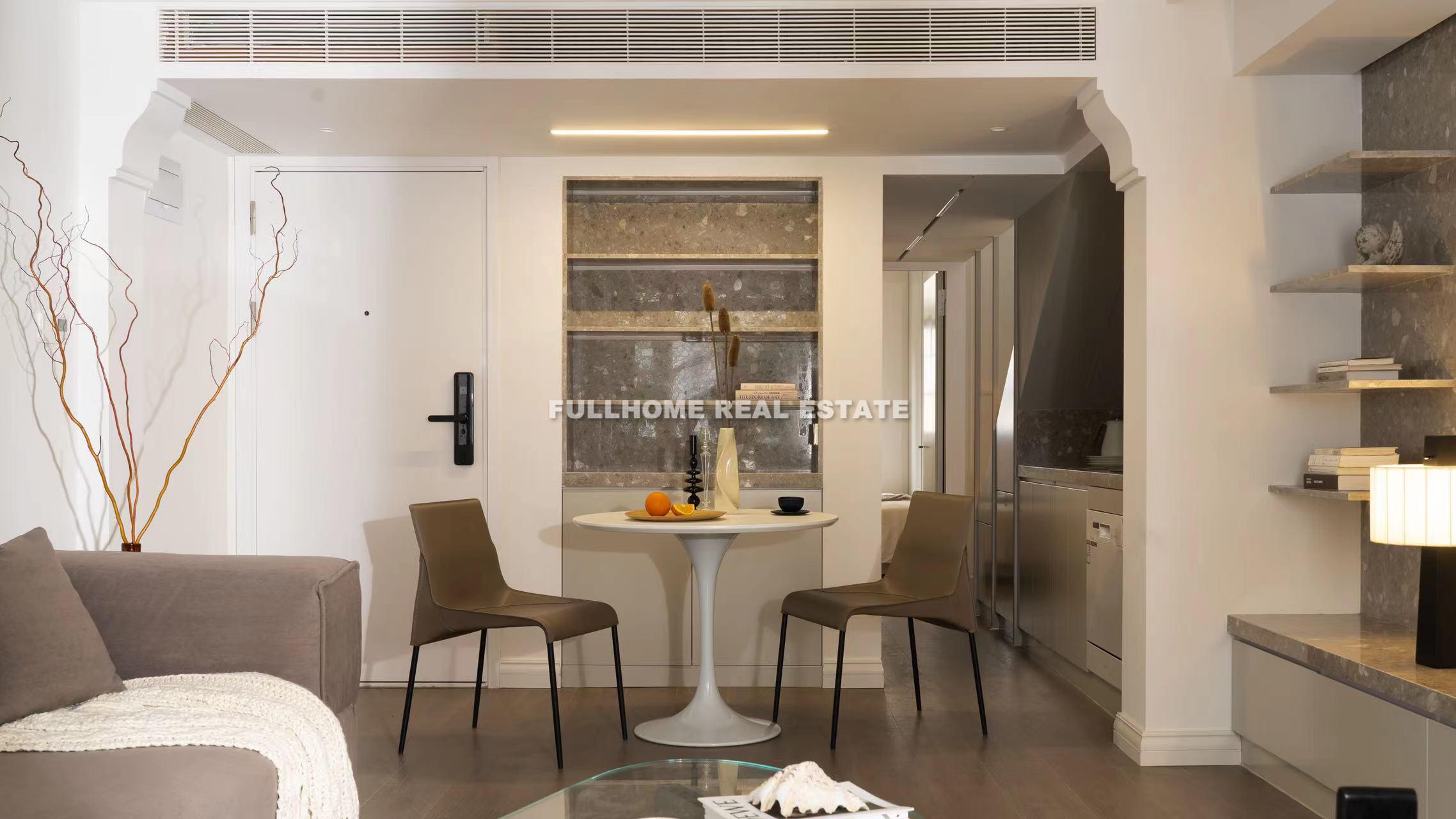 Zhonghua Xincun - 2 bedroom apartment in Shanghai, Downtown, Downtown