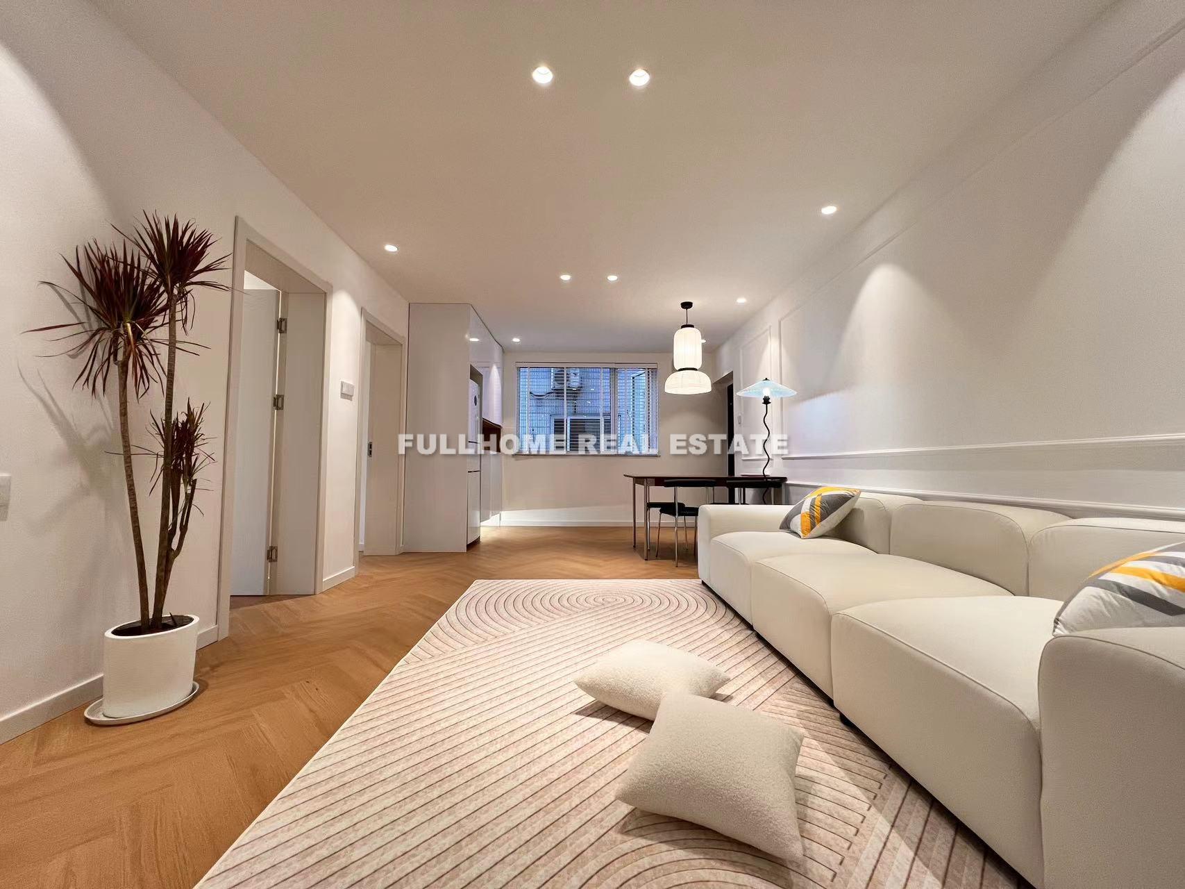 Hongqiao Sunflower Apartment - 3 bedroom apartment in Shanghai, Downtown, Downtown