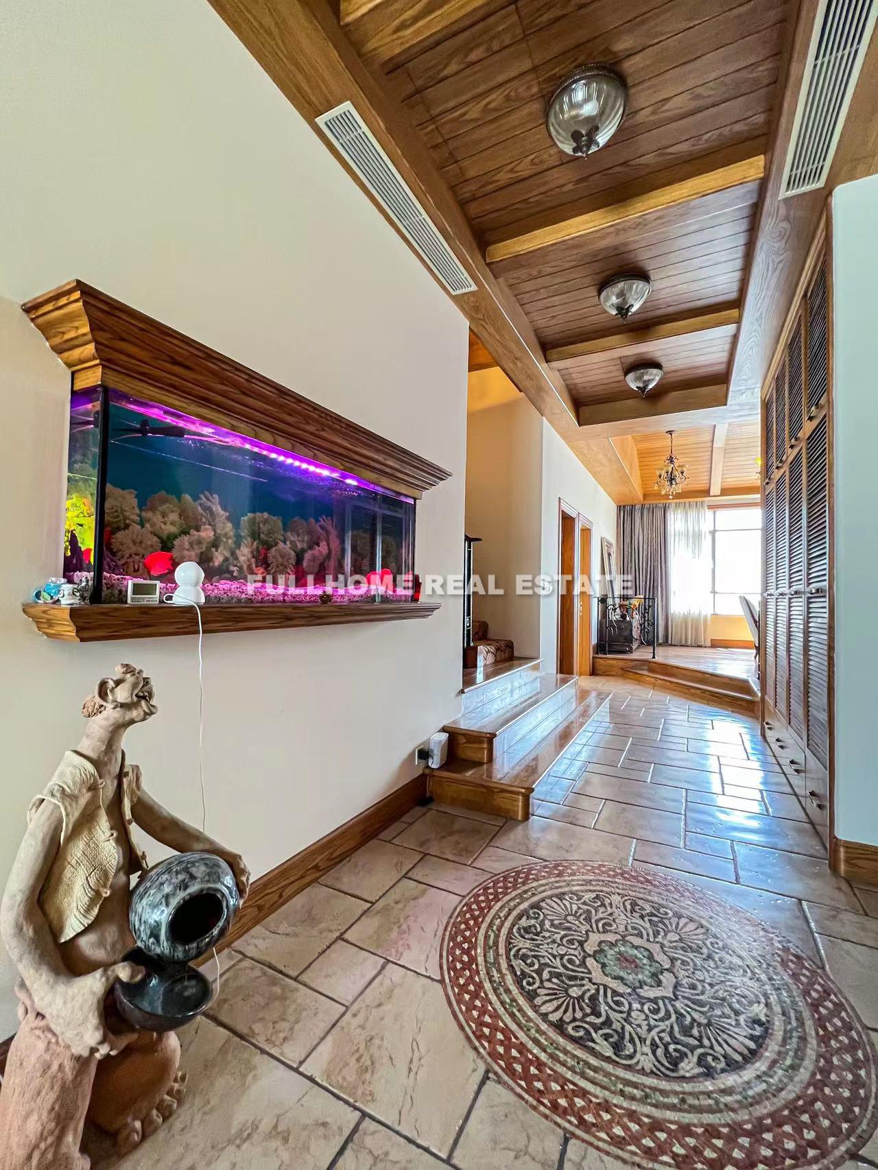Louis Triumph Palace - 6 bedroom apartment in Shanghai, Zhongshan Park, Downtown