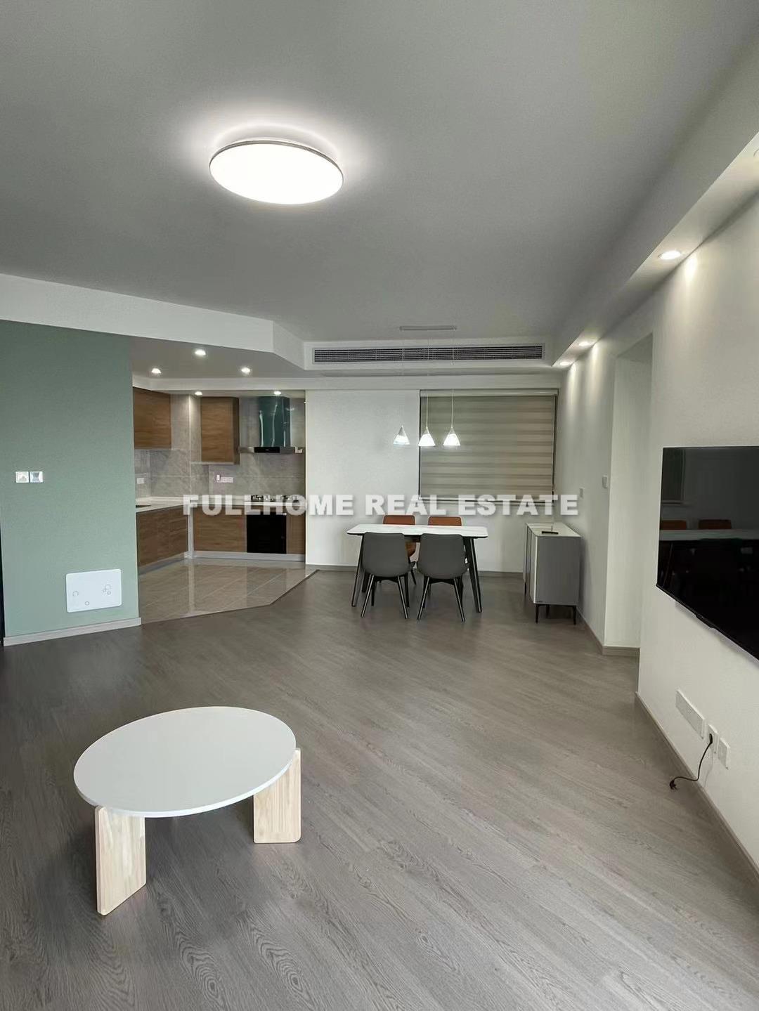 Jiahui Plaza - 2 bedroom apartment in Shanghai, Downtown, Downtown