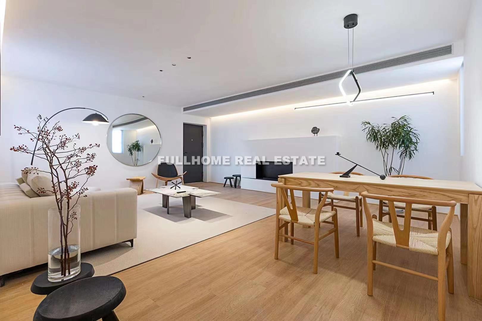 Jiafa Apartment - 3 bedroom apartment in Shanghai, Downtown, Downtown