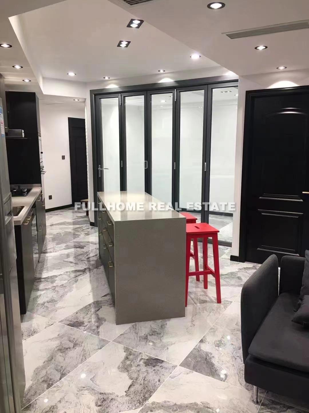 Jiahui Plaza - 3 bedroom apartment in Shanghai, Downtown, Downtown