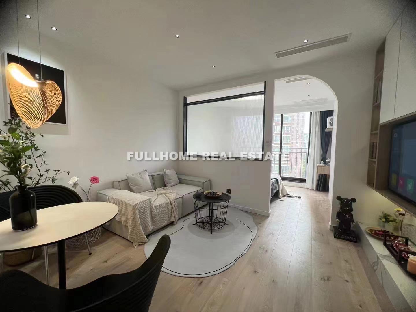 Tong Ji Garden - 1 bedroom apartment in Shanghai, Jing An, Downtown