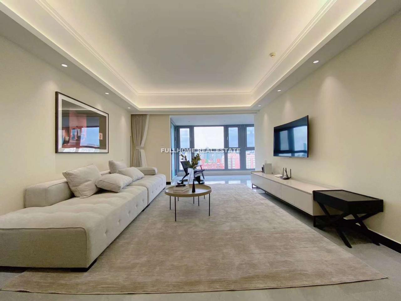 Same compound: Shimao Int'l Center, 2 bedrooms in Beijing