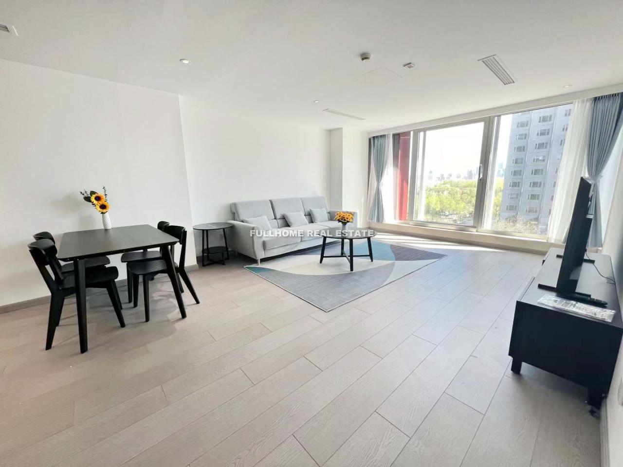 Beijing SOHO Residence - 2 bedroom apartment in Beijing, Lufthansa