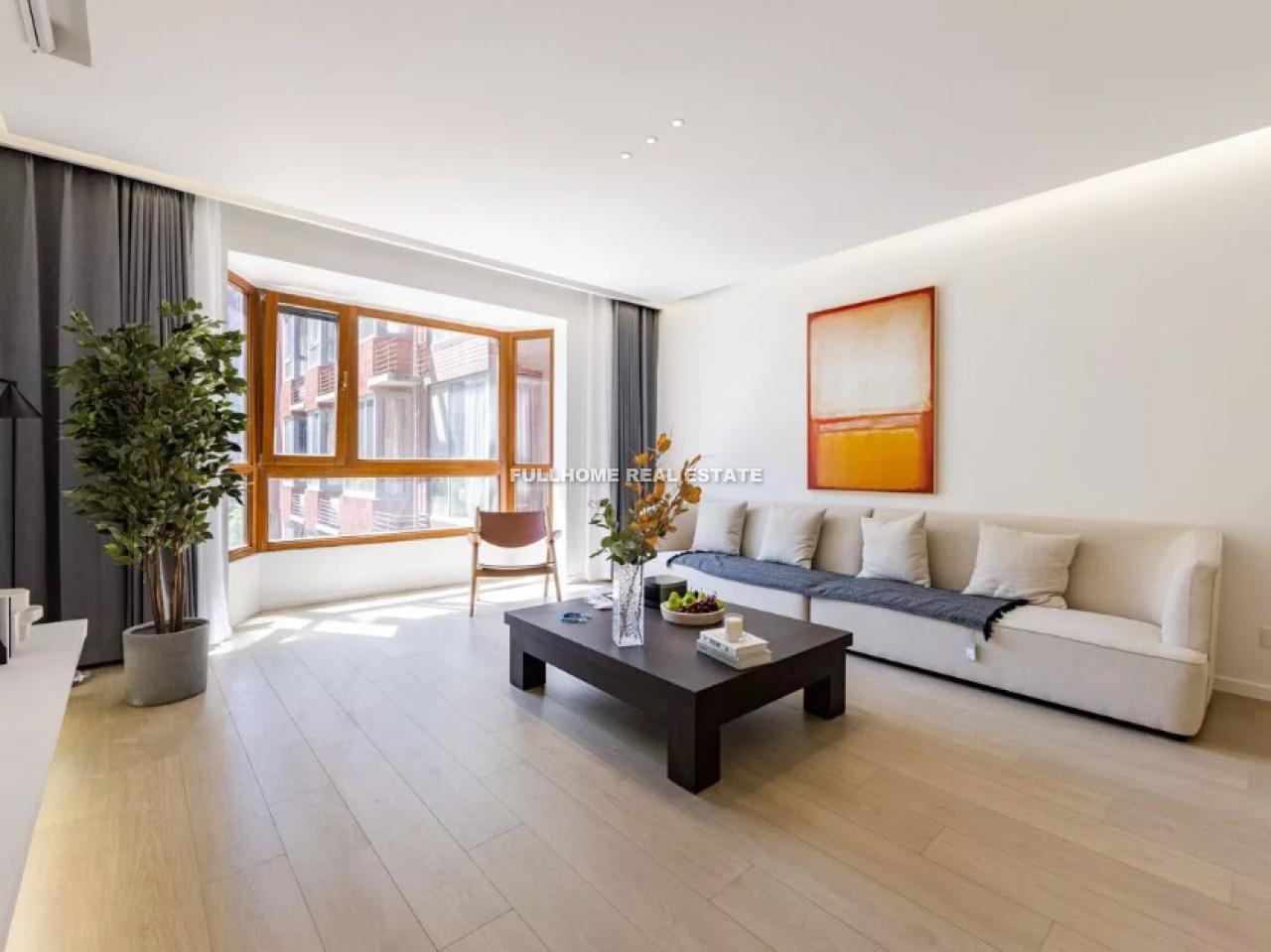 Same compound: Blue Castle, 3 bedrooms in Beijing