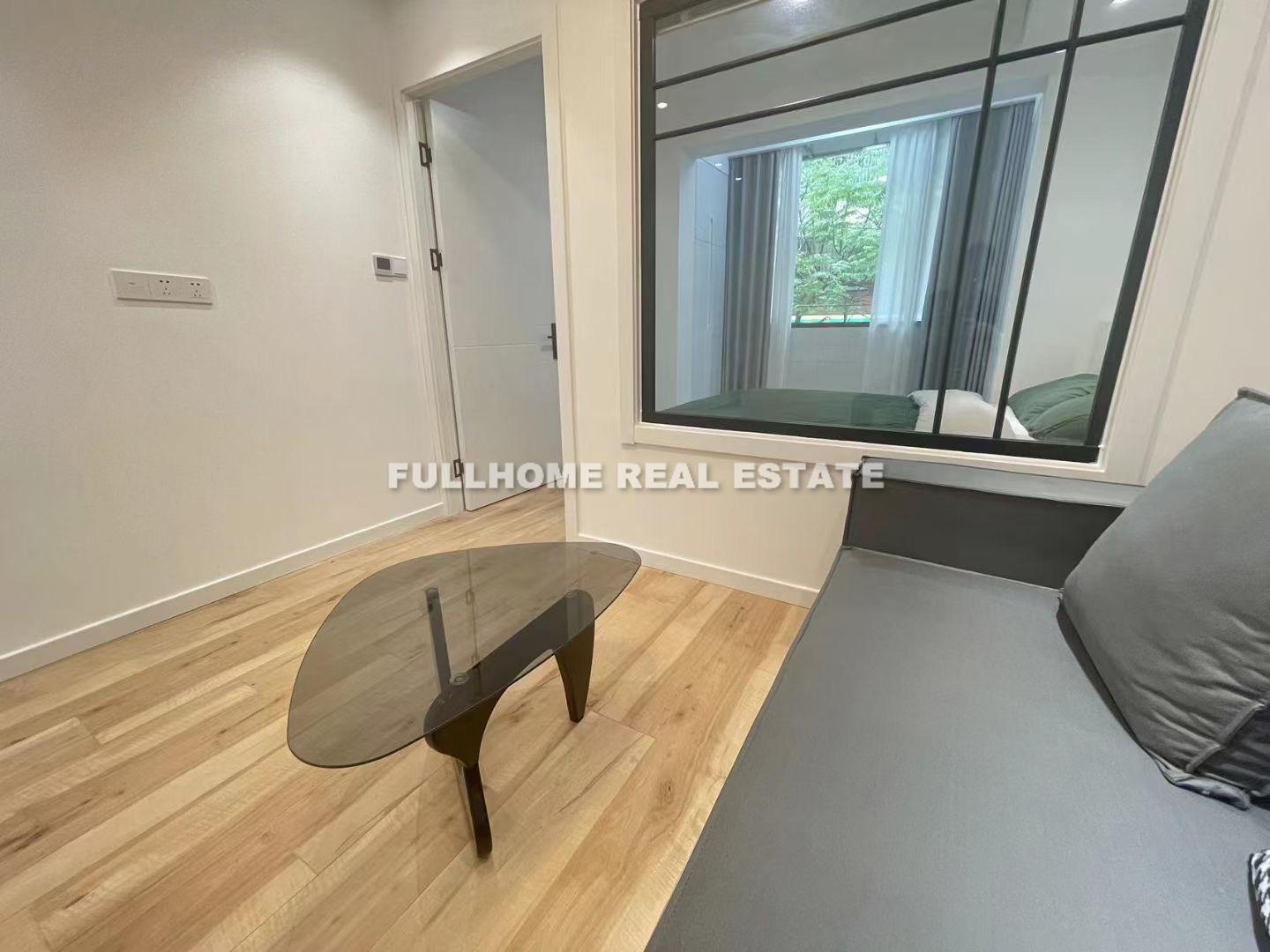 Lane 1-1000 Zhaohua Road Old House - 1 bedroom apartment in Shanghai, Downtown, Downtown