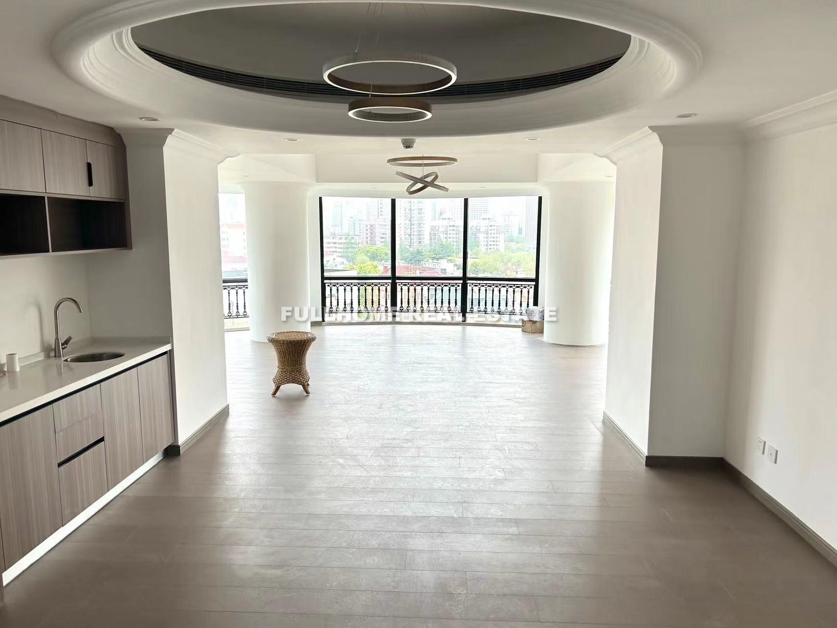East Asia Apartments - 2 bedroom apartment in Shanghai, Xujiahui, Downtown