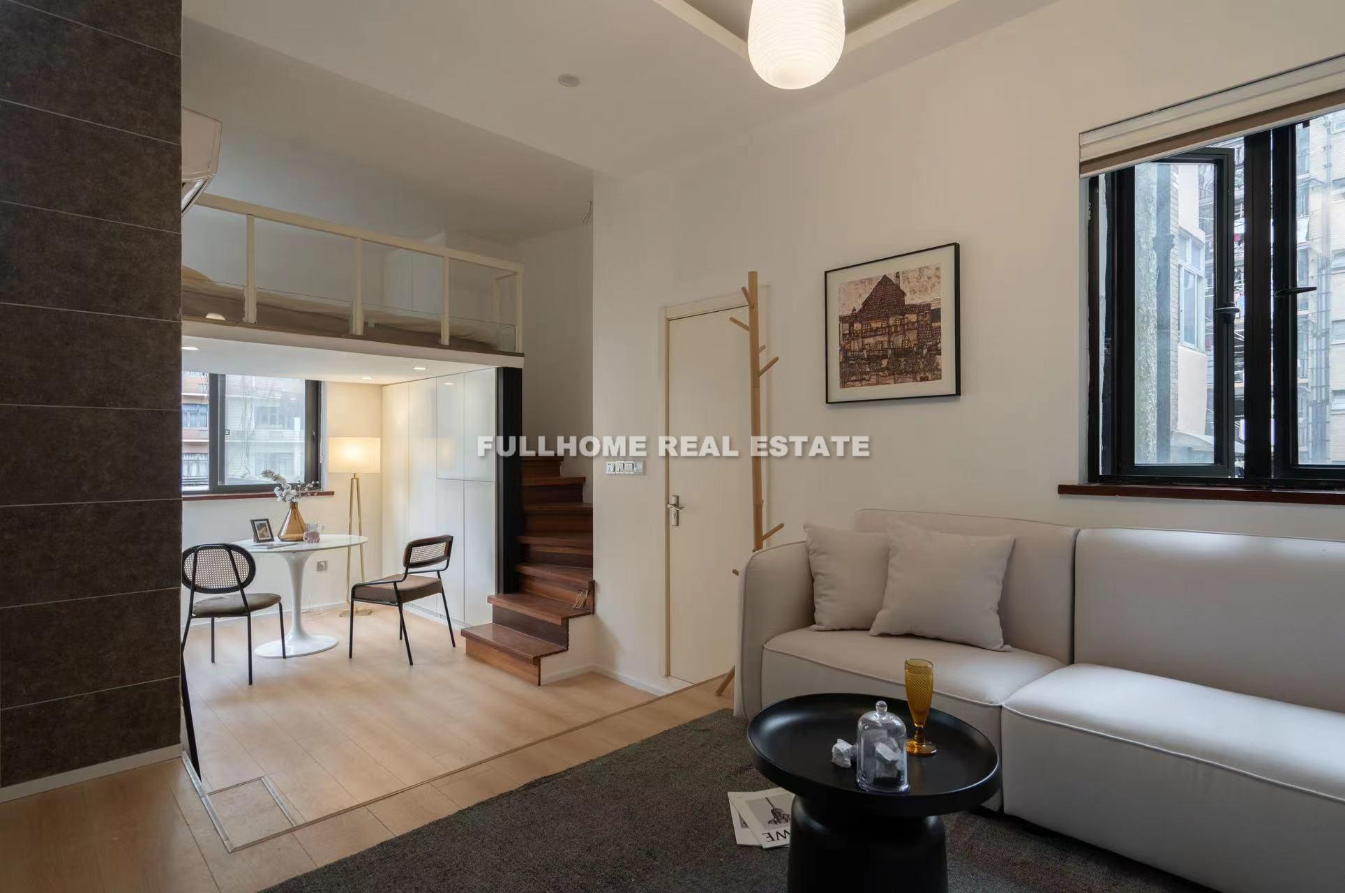 Similar property: Top Of City, 1 bedrooms, 50 sqm in Shanghai