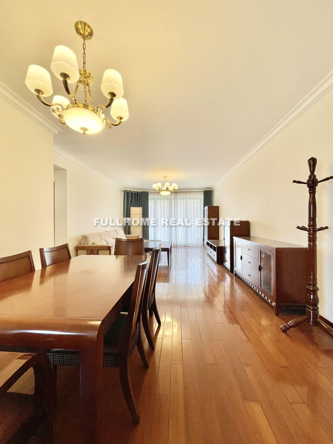 Central Residences - 3 bedroom apartment in Shanghai, FFC, Downtown