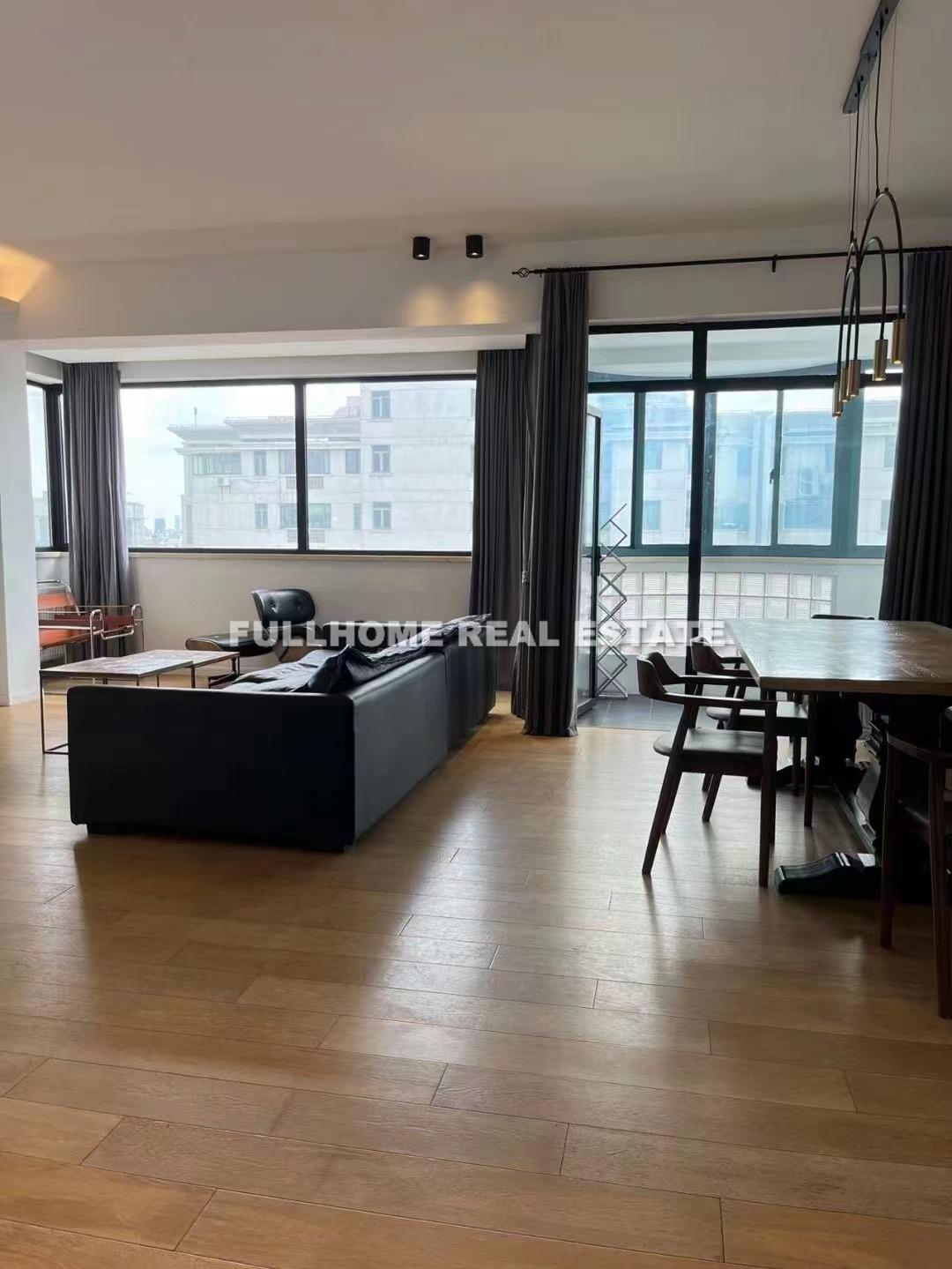 Similar property: St. Johnson, 4 bedrooms, 248 sqm in Shanghai
