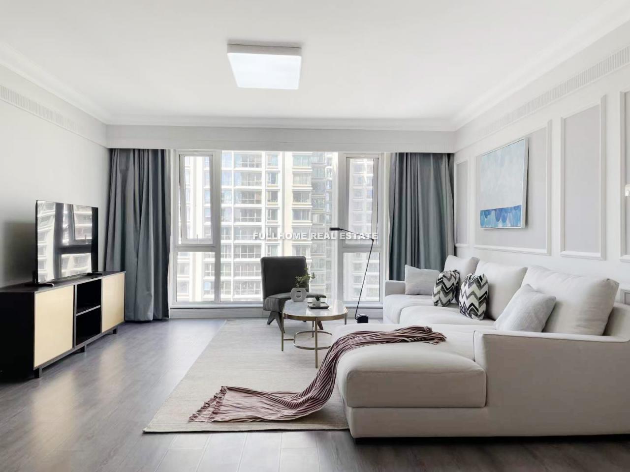 Palm Springs - 3 bedroom apartment in Beijing, Chaoyang Park