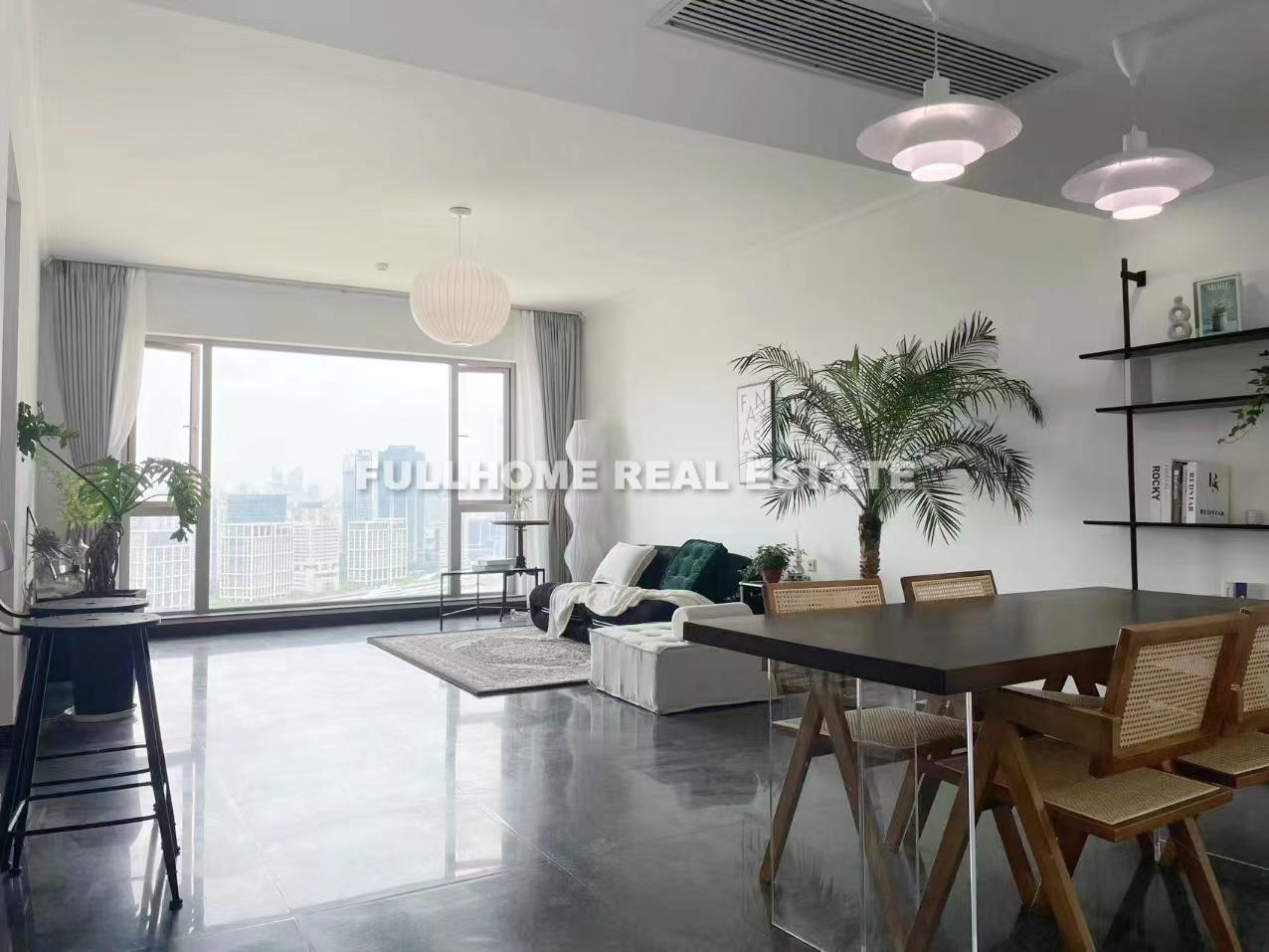 Shimao Riviera Garden - 2 bedroom apartment in Shanghai, Lujiazui, Pudong