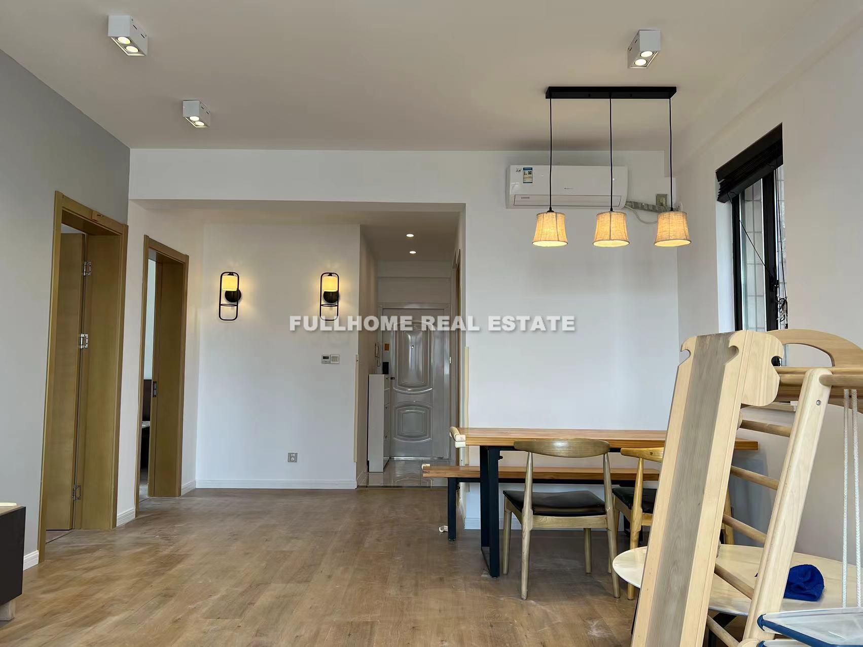 Same compound: Long An Apartment, 2 bedrooms in Shanghai
