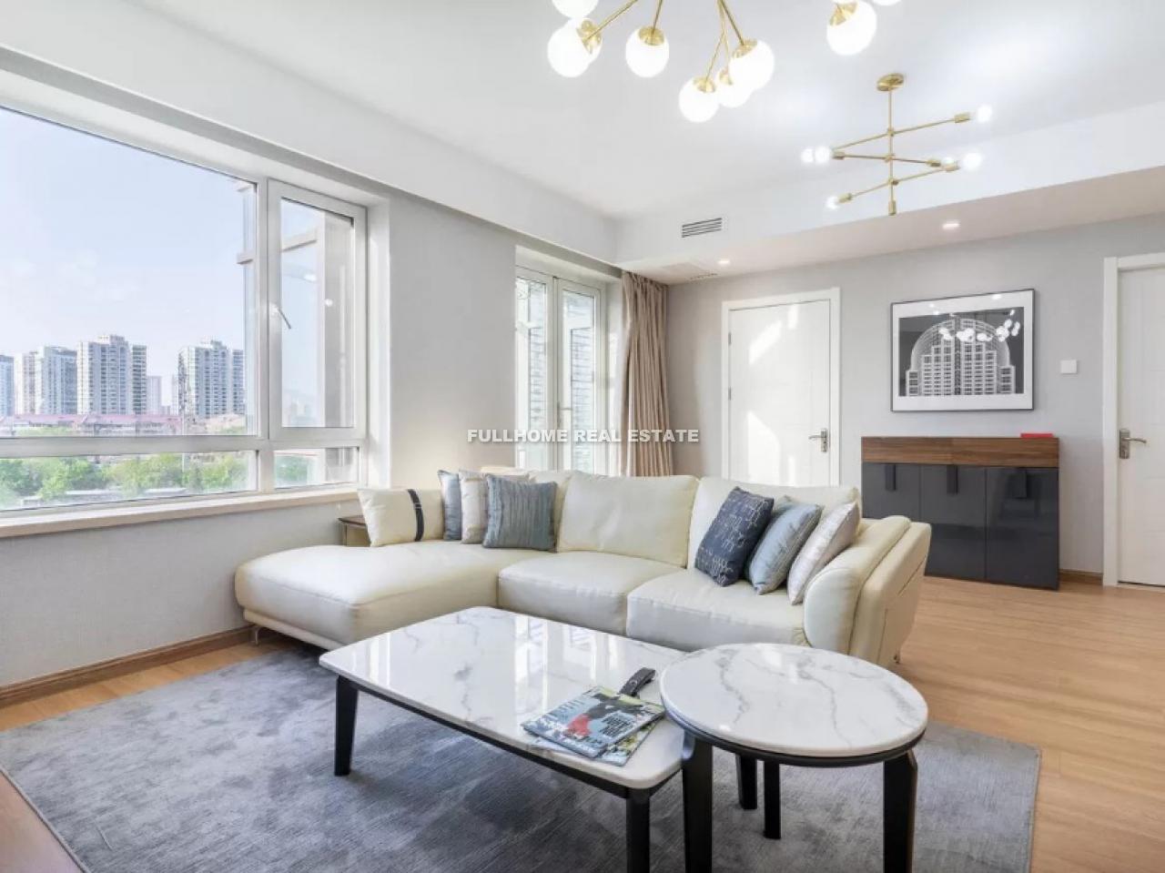 Similar property: Upper East Side, 1 bedrooms, 90 sqm in Beijing