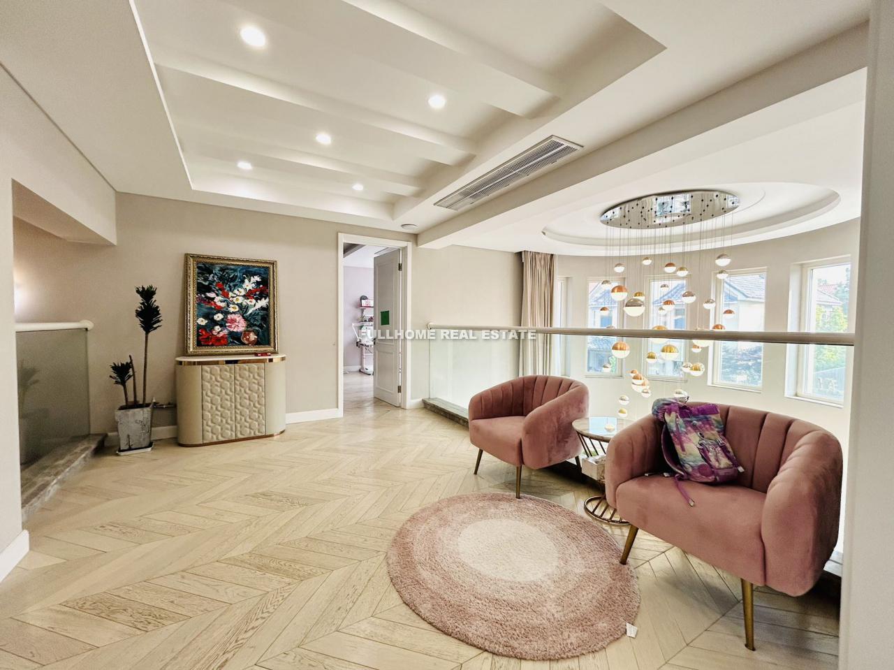 Chateau Regalia - Interior view 5, Beijing rental property