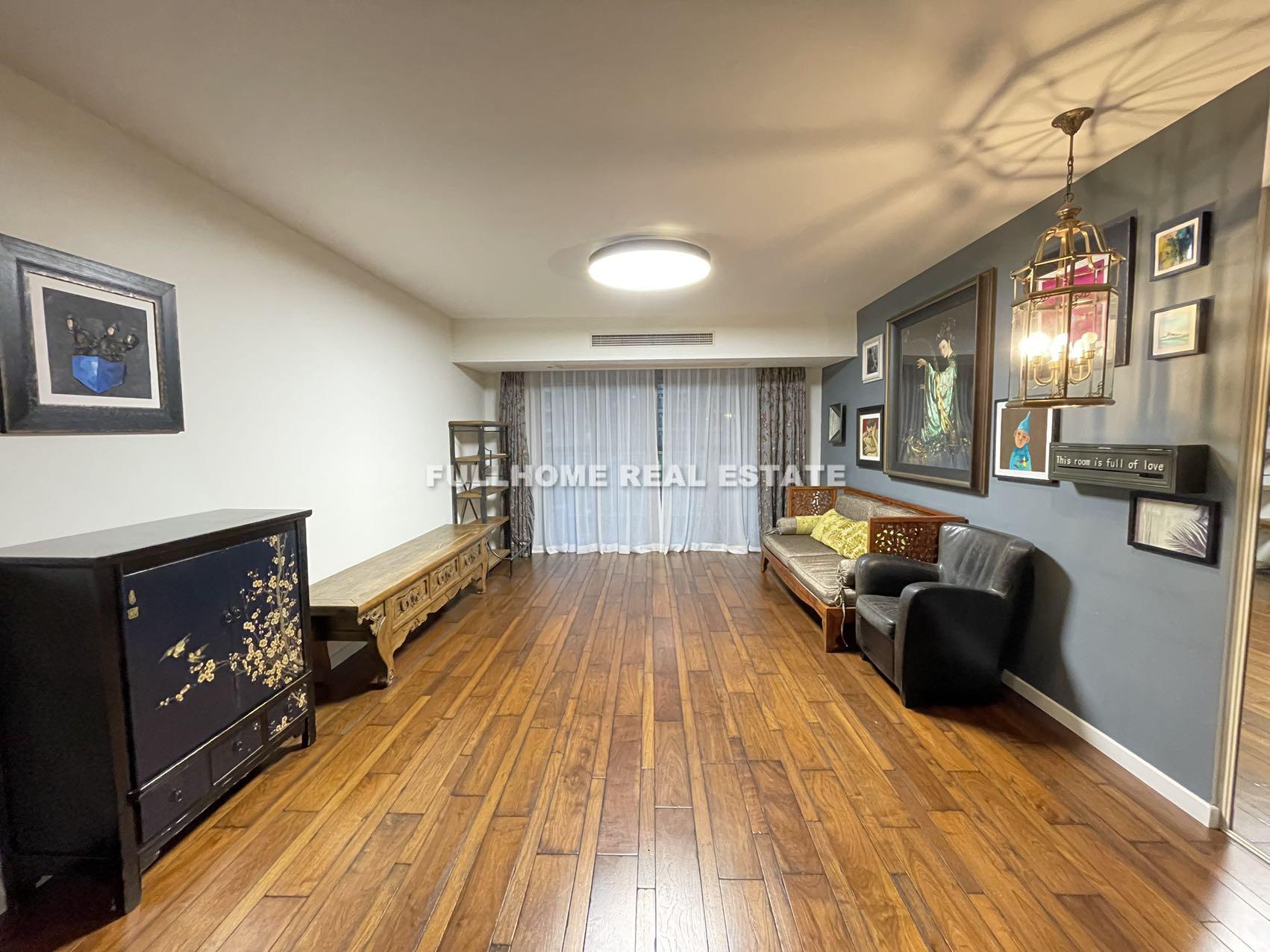 Maison Des Artistes - 3 bedroom apartment in Shanghai, Gubei, Hongqiao