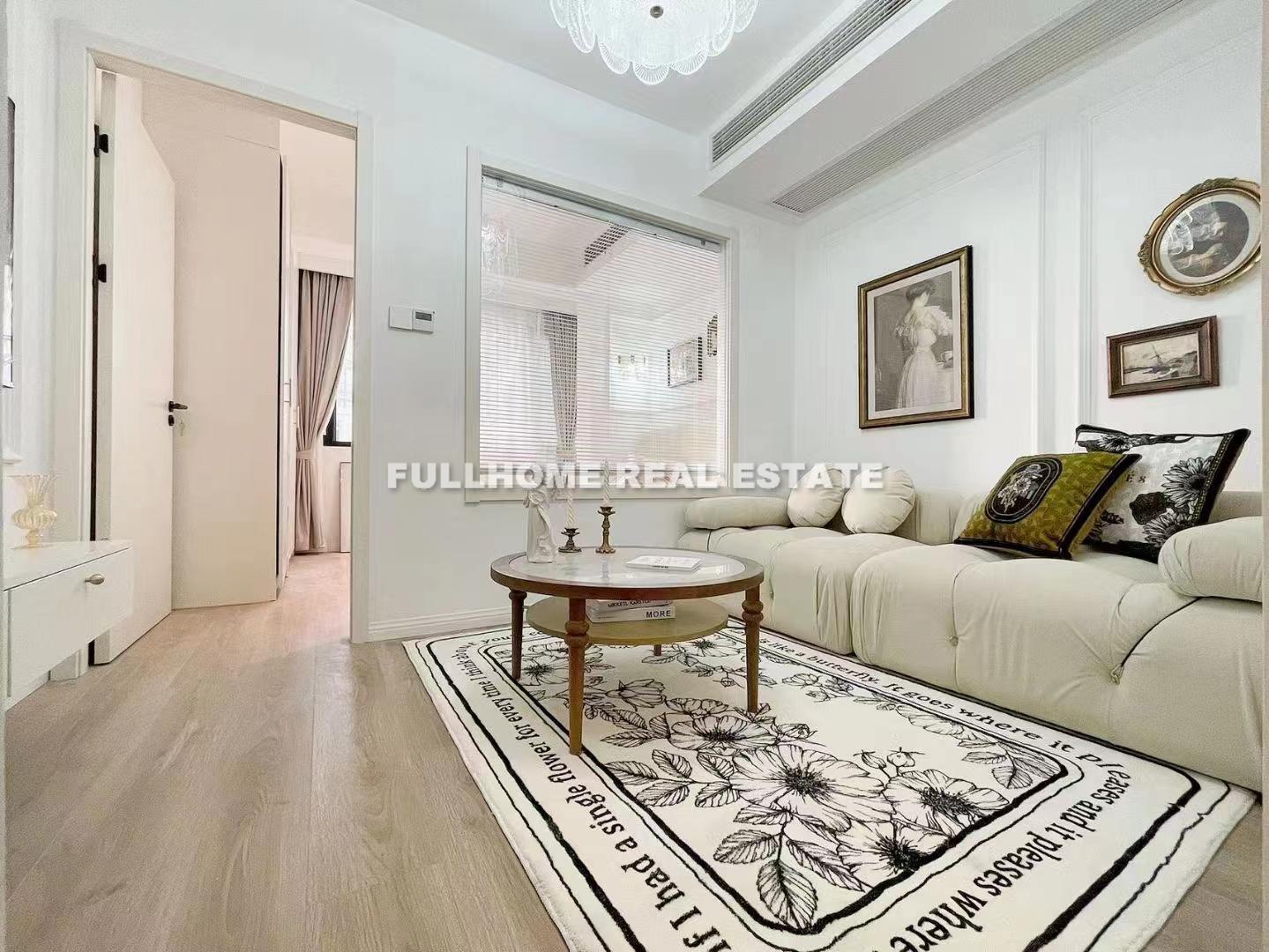 Lane 1-1000 Yi Shan Road Old House	 - 1 bedroom apartment in Shanghai, Downtown, Downtown