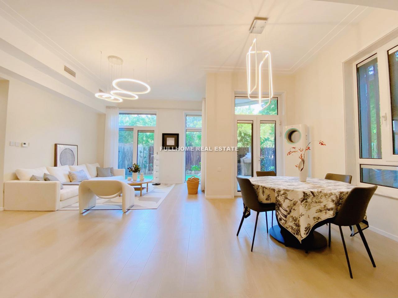 Similar property: Park Avenue, 5 bedrooms, 280 sqm in Beijing