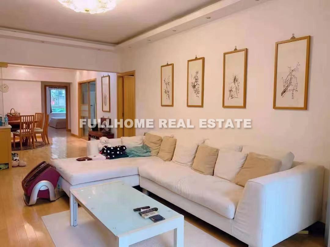 Same compound: Manhattan Heights（Yi Jing Yuan）, 4 bedrooms in Shanghai