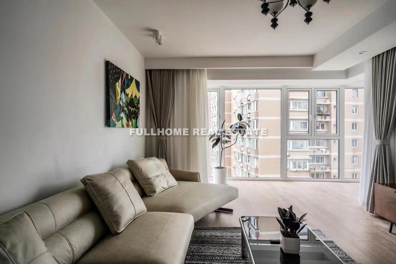 Dong Hai Garden - 2 bedroom apartment in Shanghai, Jing An, Downtown