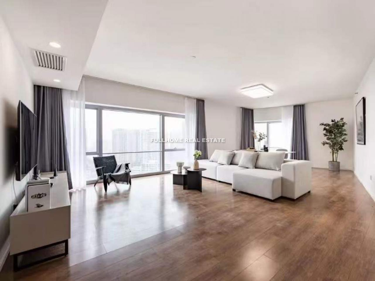 Beijing Fortune Plaza - 3 bedroom apartment in Beijing, CBD