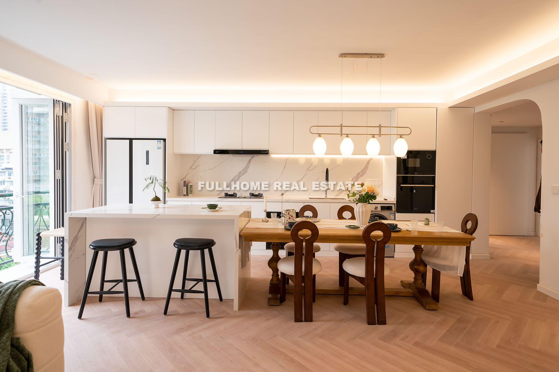 Xujiahui Garden - 3 bedroom apartment in Shanghai, Xujiahui, Downtown