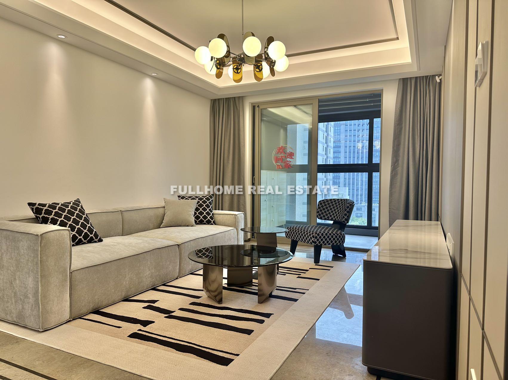Same compound: Xin Lan Apartment, 3 bedrooms in Shanghai