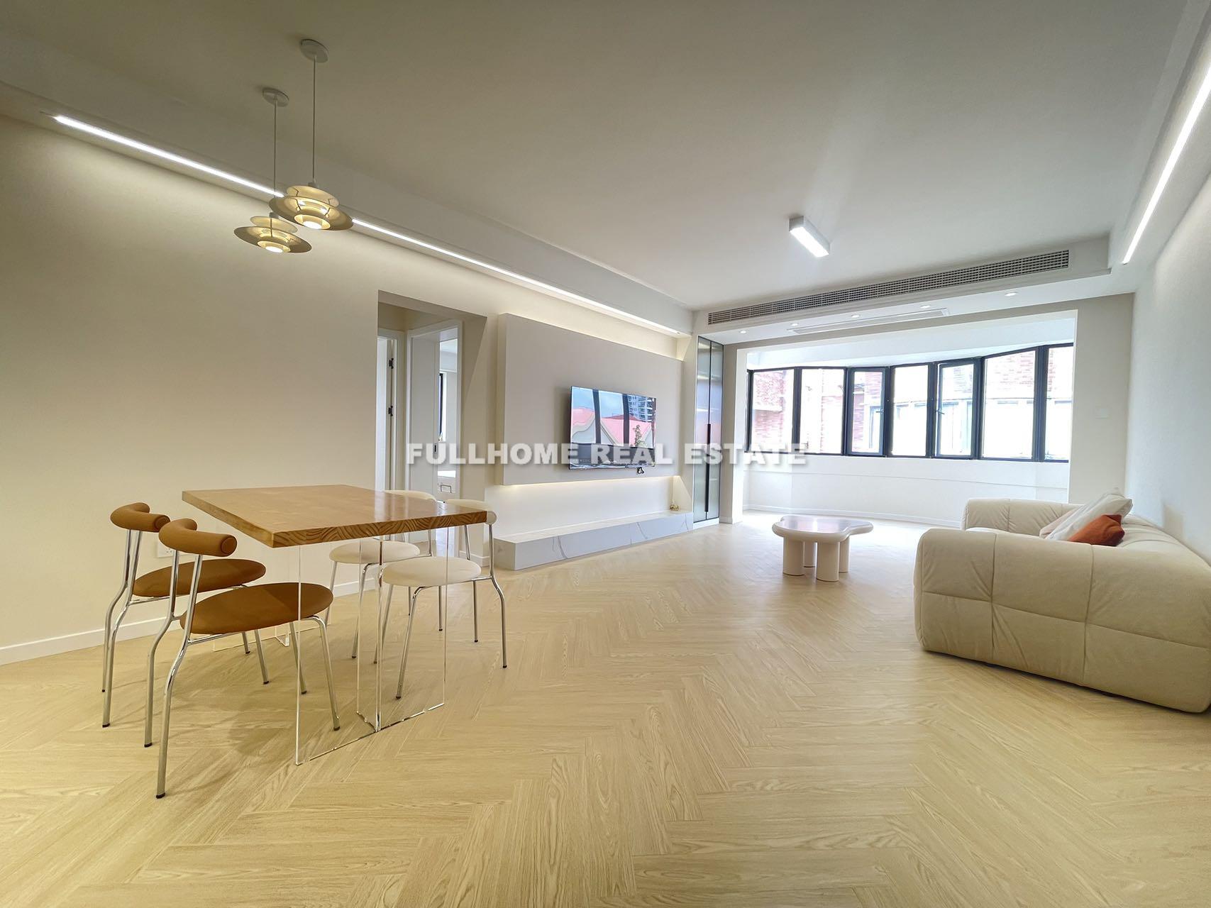 Same compound: Tian Shan Xin Yuan, 3 bedrooms in Shanghai