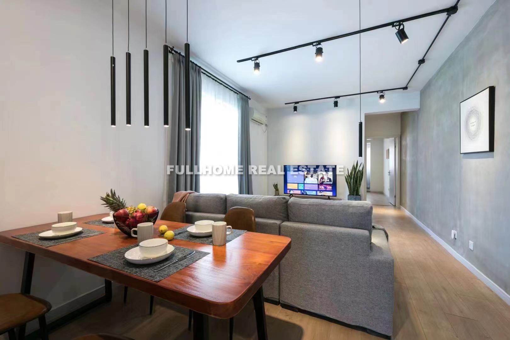 Xin Ping Apartment - 3 bedroom apartment in Shanghai, , 