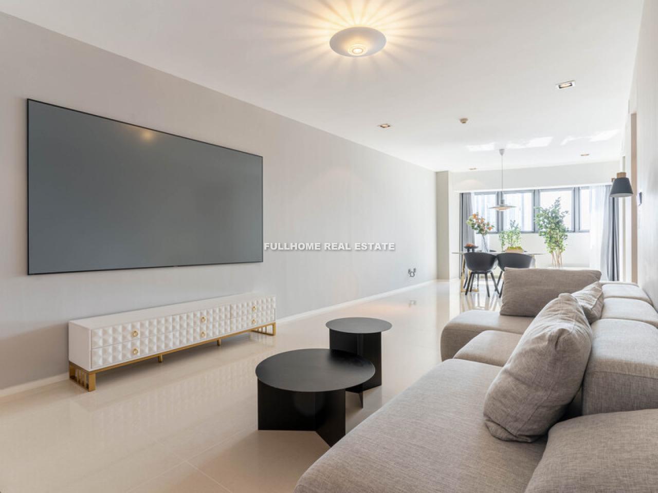 Sanlitun SOHO - 2 bedroom apartment in Beijing, Sanlitun