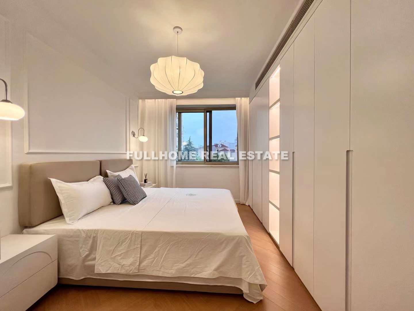 West Zunyi Building - Interior view 2, Shanghai rental property