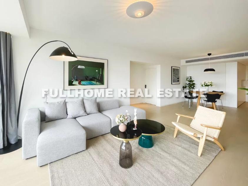 Oriental Manhattan - 3 bedroom apartment in Shanghai, Xujiahui, Downtown