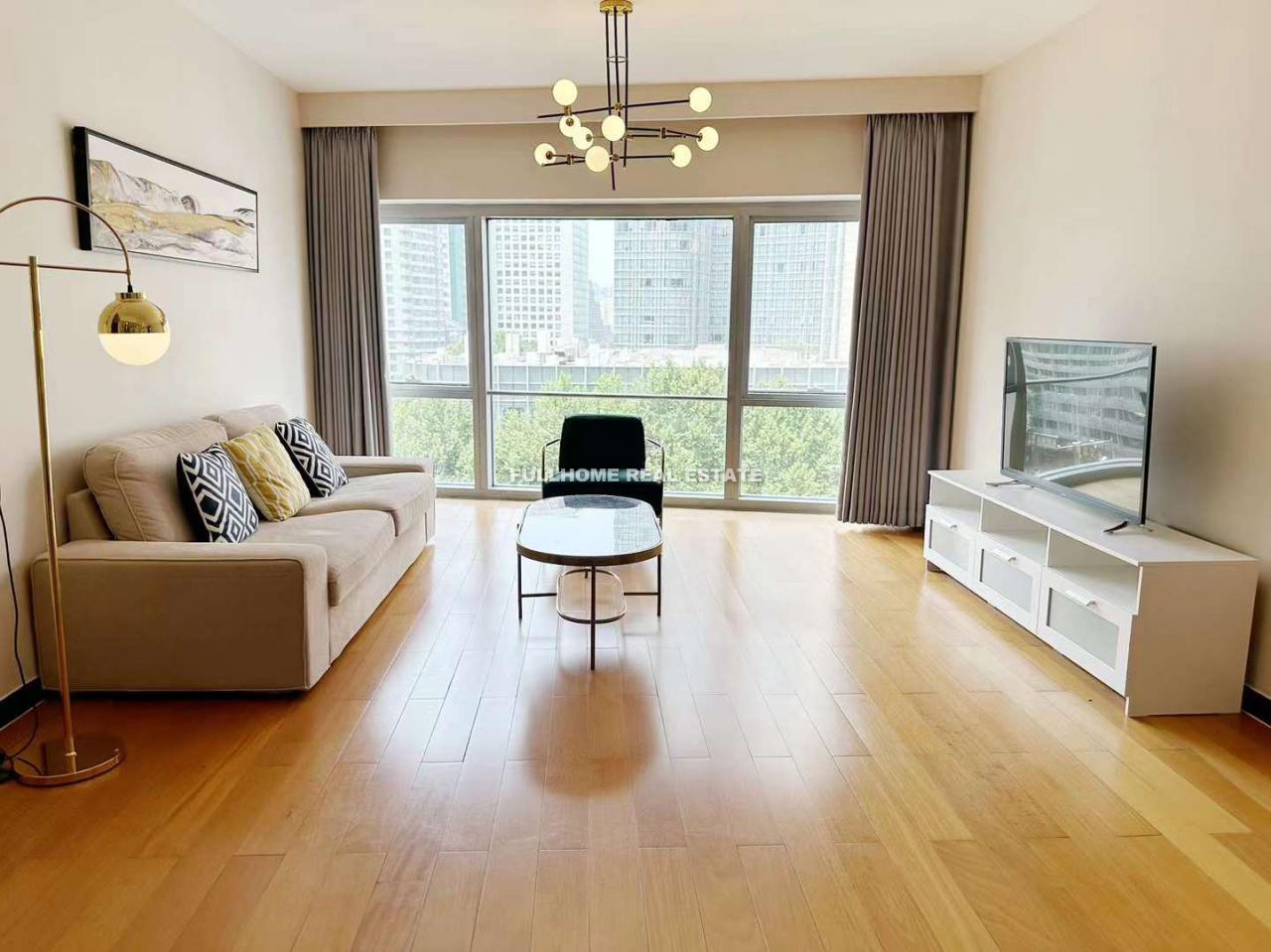 Beijing Fortune Plaza - 1 bedroom apartment in Beijing, CBD