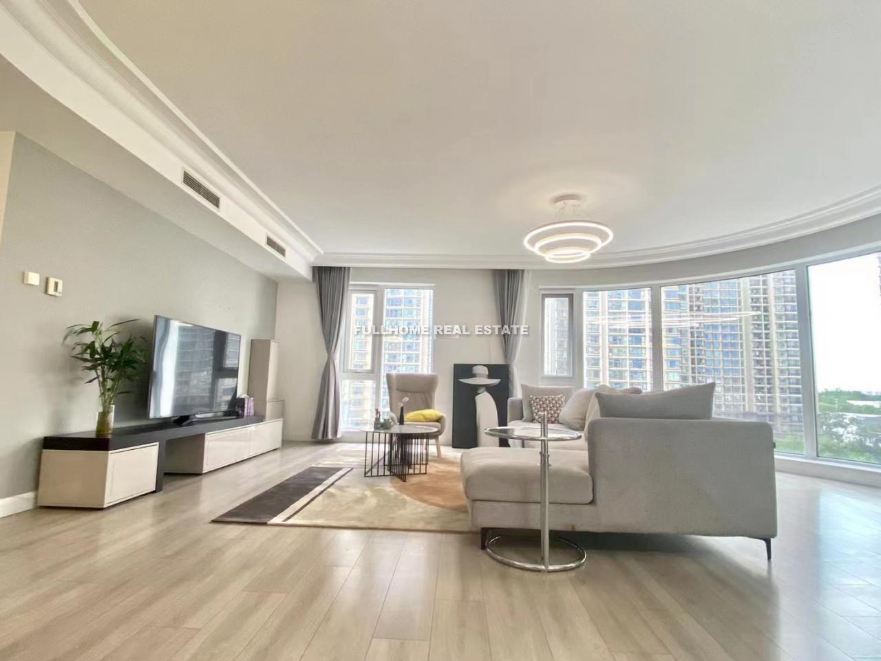 Palm Springs - 3 bedroom apartment in Beijing, Chaoyang Park
