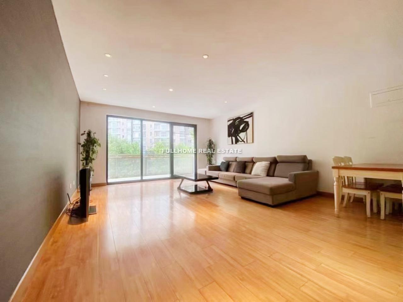 Victoria Garden Apartments - 4 bedroom apartment in Beijing, Chaoyang Park