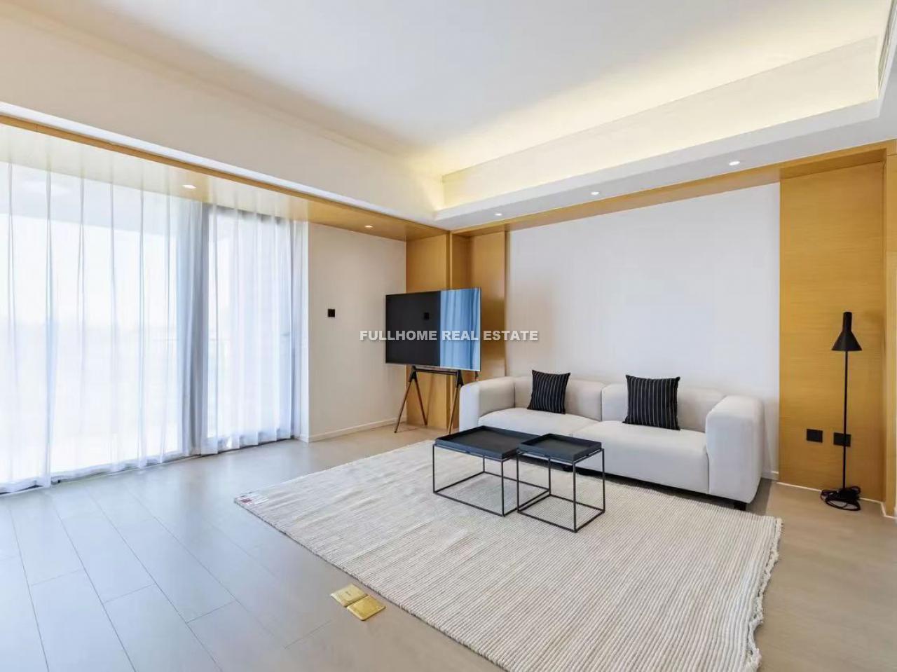 Same compound: Shimao Int'l Center, 1 bedrooms in Beijing