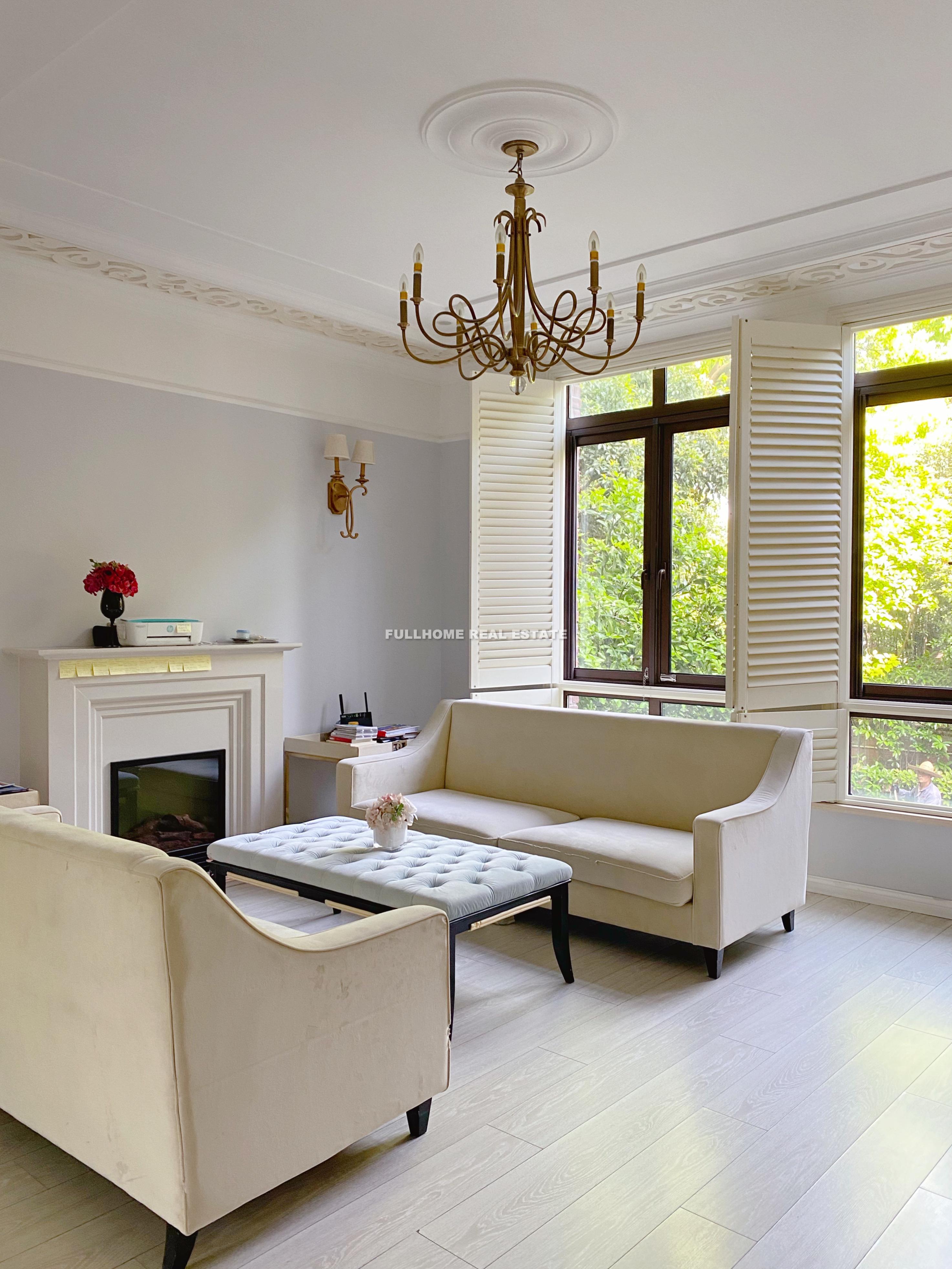Same compound: Rose Valley, 6 bedrooms in Shanghai