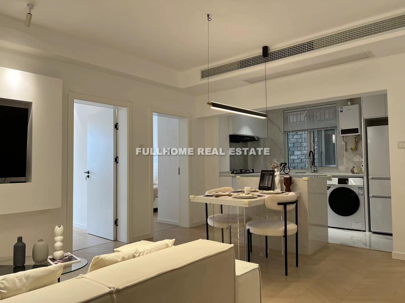 Same compound: Fengye Guanyuan Apartment, 2 bedrooms in Shanghai