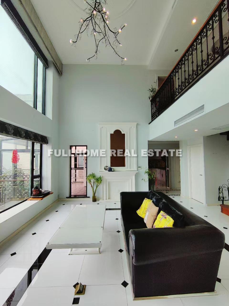 The Courtyards - 4 bedroom apartment in Shanghai, Jing An, Downtown