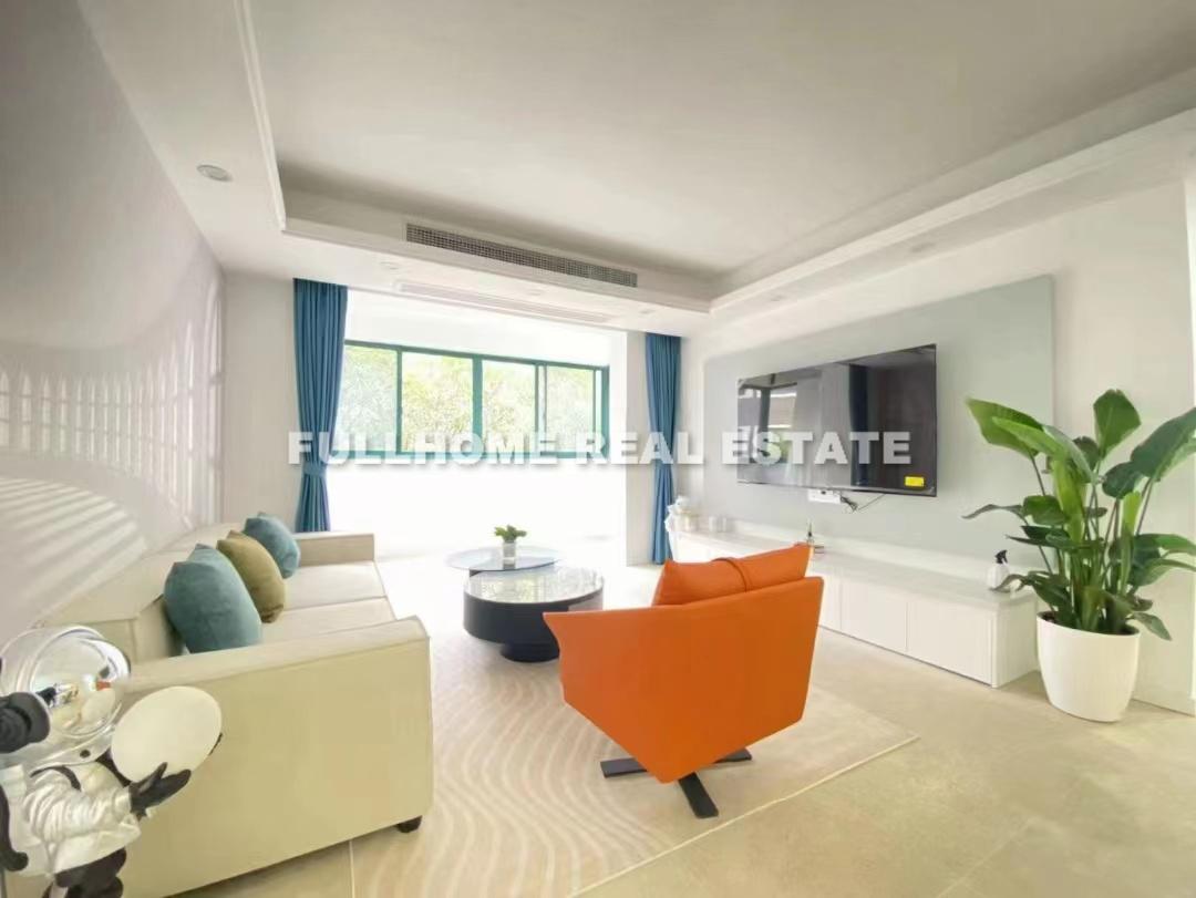 Lv Di Century City - 3 bedroom apartment in Shanghai, Downtown, Downtown
