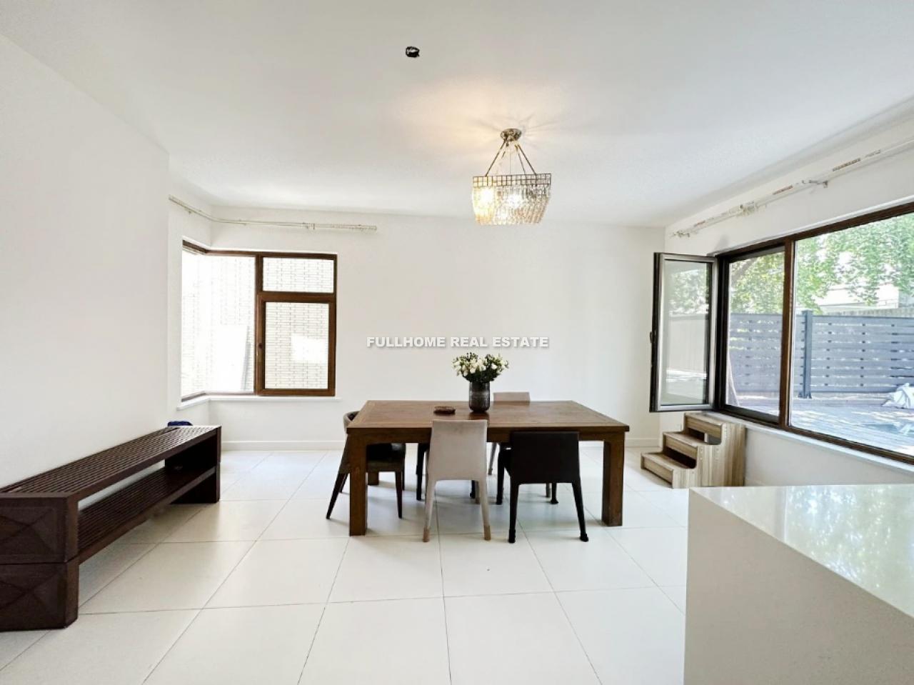 Dragon Bay Villa - Interior view 3, Beijing rental property