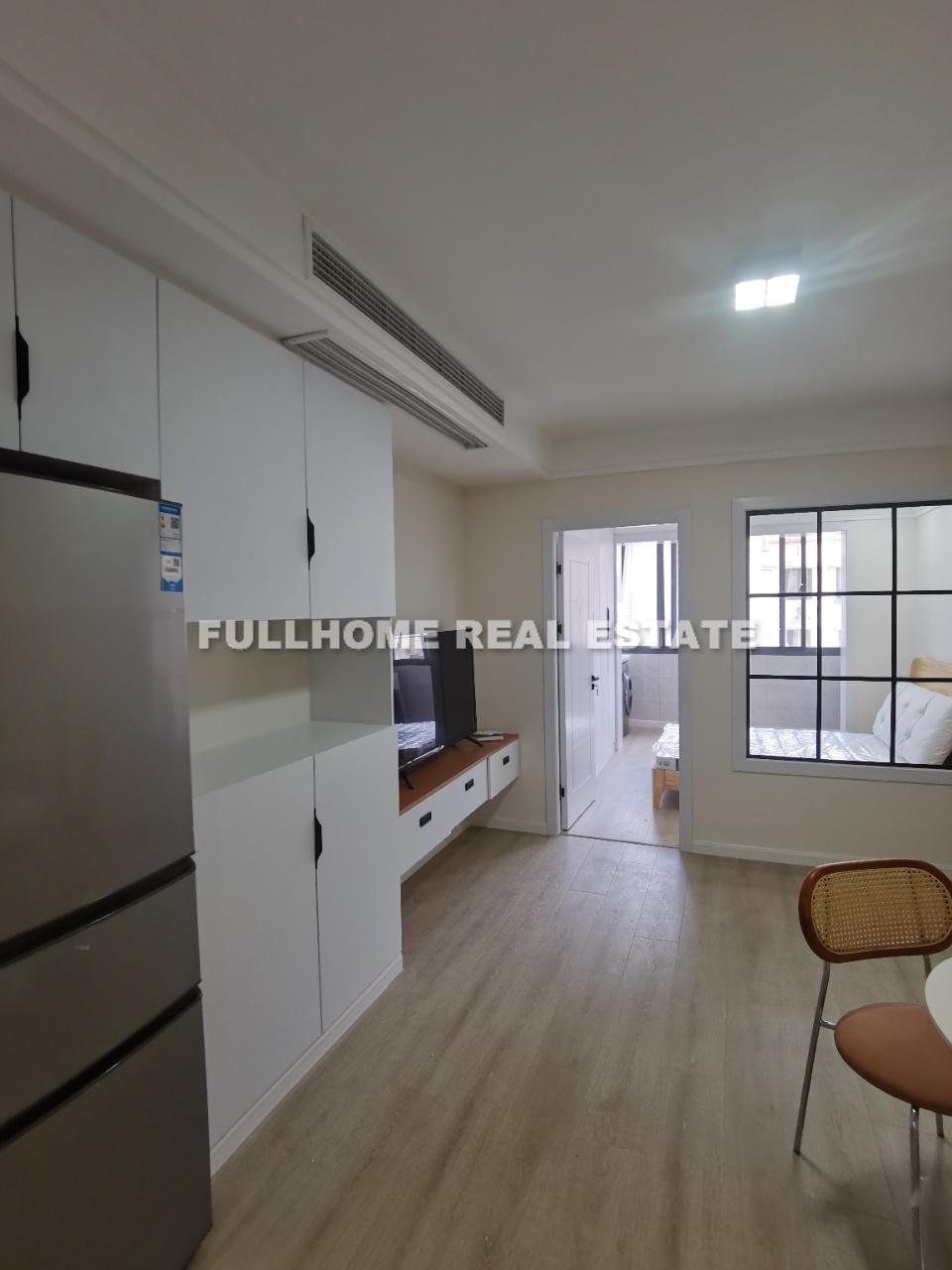 Similar property: Hongchu Apartment, 1 bedrooms, 50 sqm in Shanghai