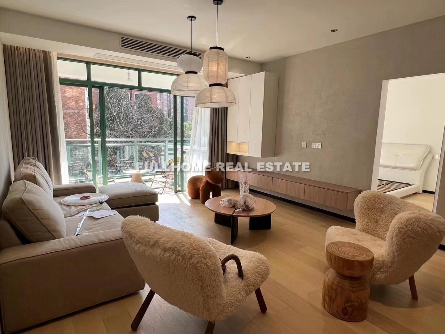 Same compound: Shengda Garden, 3 bedrooms in Shanghai