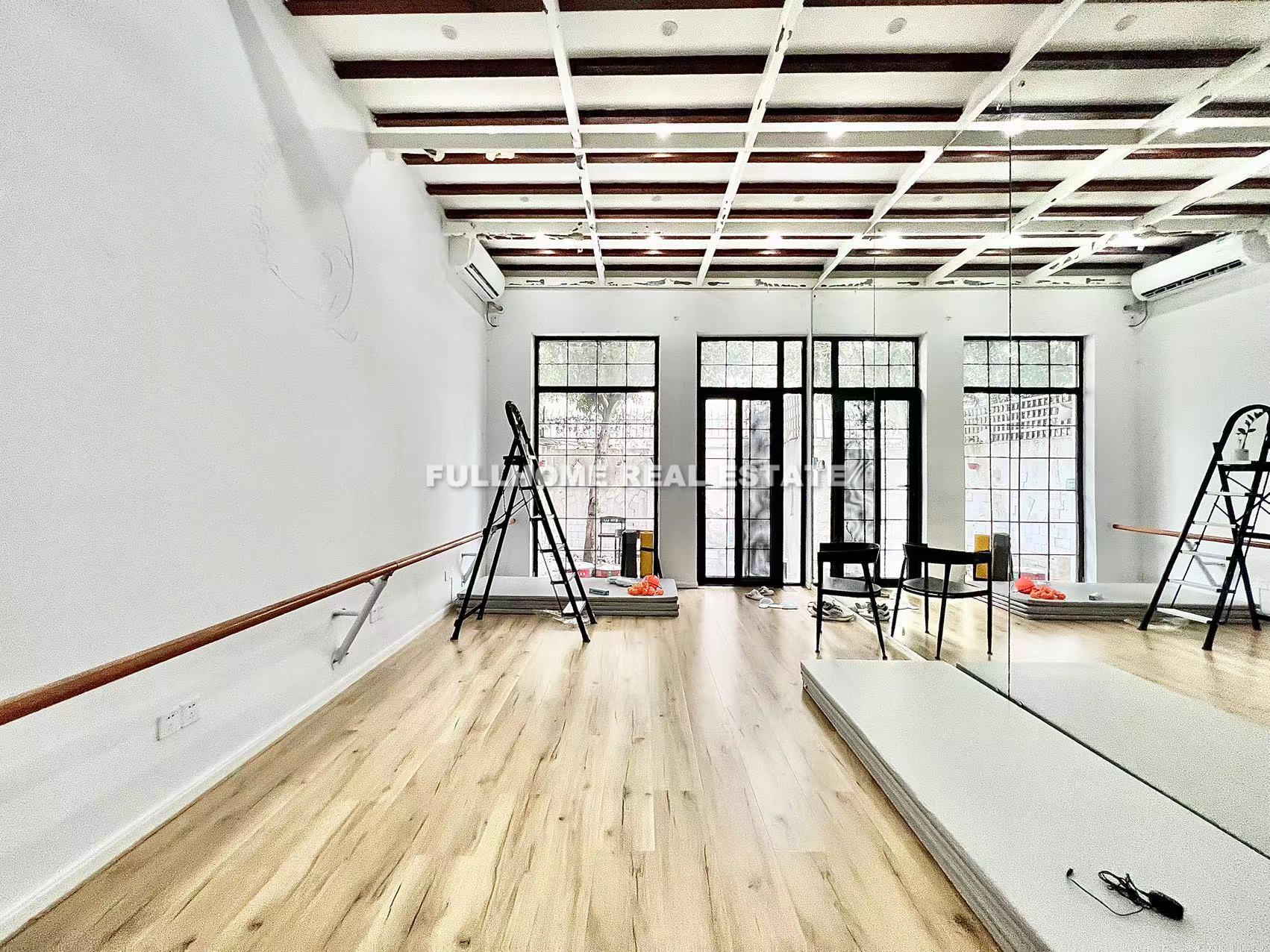 Lane 401-800 Changle Road Old House	 - 5 bedroom apartment in Shanghai, Jing An, Downtown