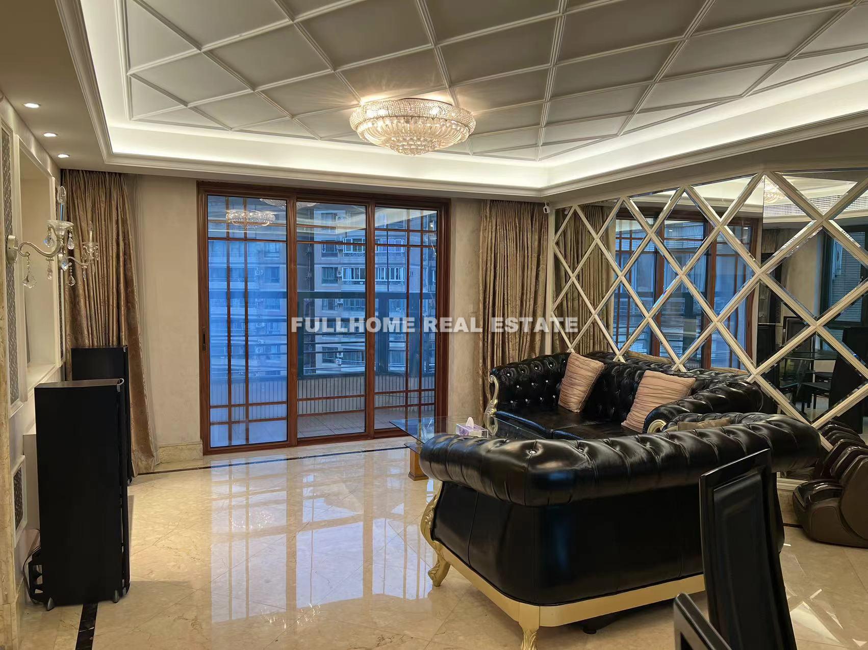 Novel Garden - 4 bedroom apartment in Shanghai, Xujiahui, Downtown